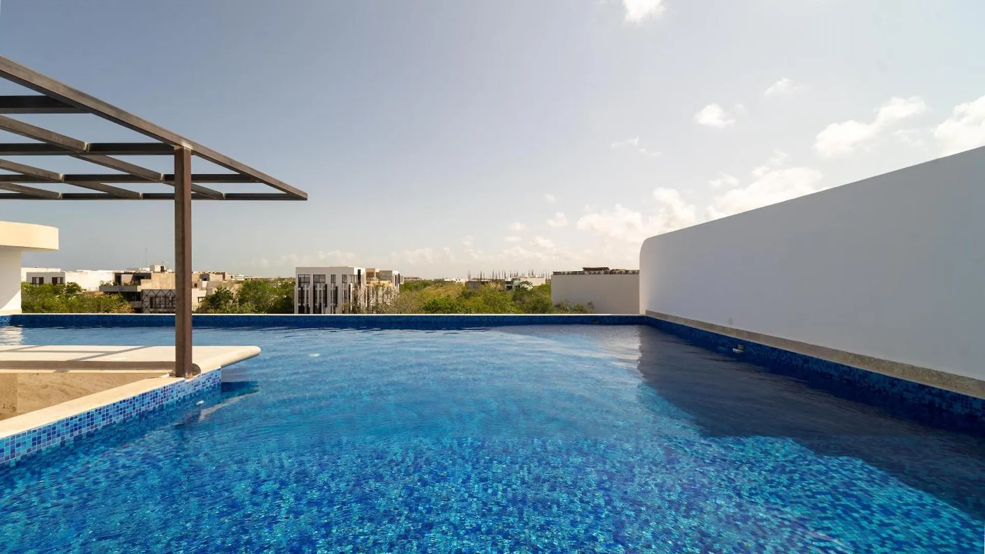 Holiday home Studio Suite With Private Balcony, Rooftop Pool,Gym Tulum